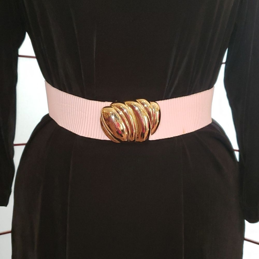 Goodheart Light Pink & Goldtone Stretchy Belt